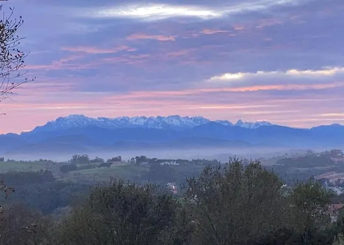 El Balcon De Comillas, Con Jardin * Comillas