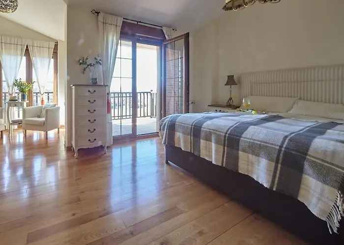 Hébergement de vacances El Balcon De Comillas, Con Jardin *