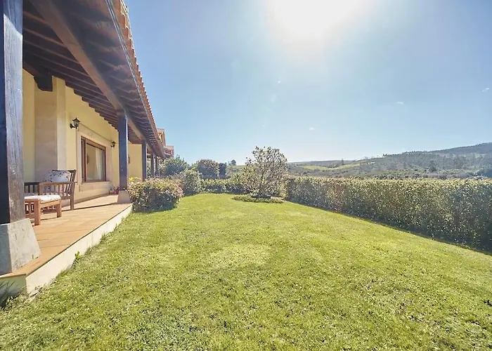 El Balcon De Comillas, Con Jardin Hébergement de vacances