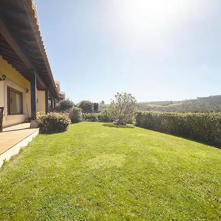 El Balcón De Comillas, Con Jardín *