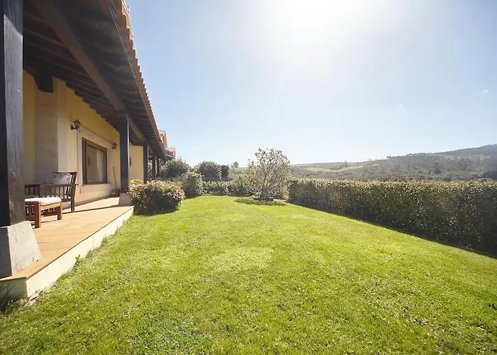 El Balcon De Comillas, Con Jardin *